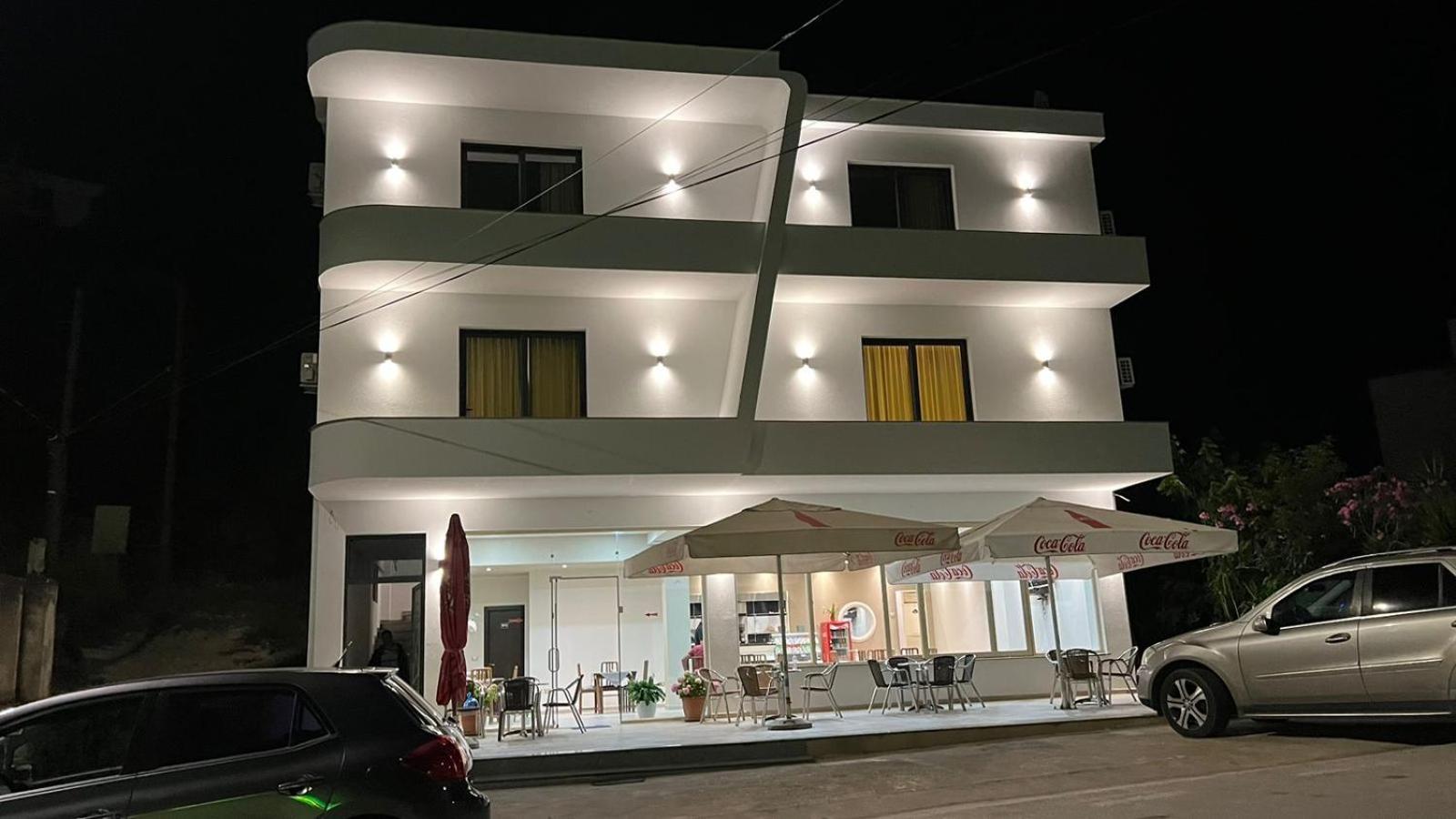 Vila Mia Sarandë エクステリア 写真