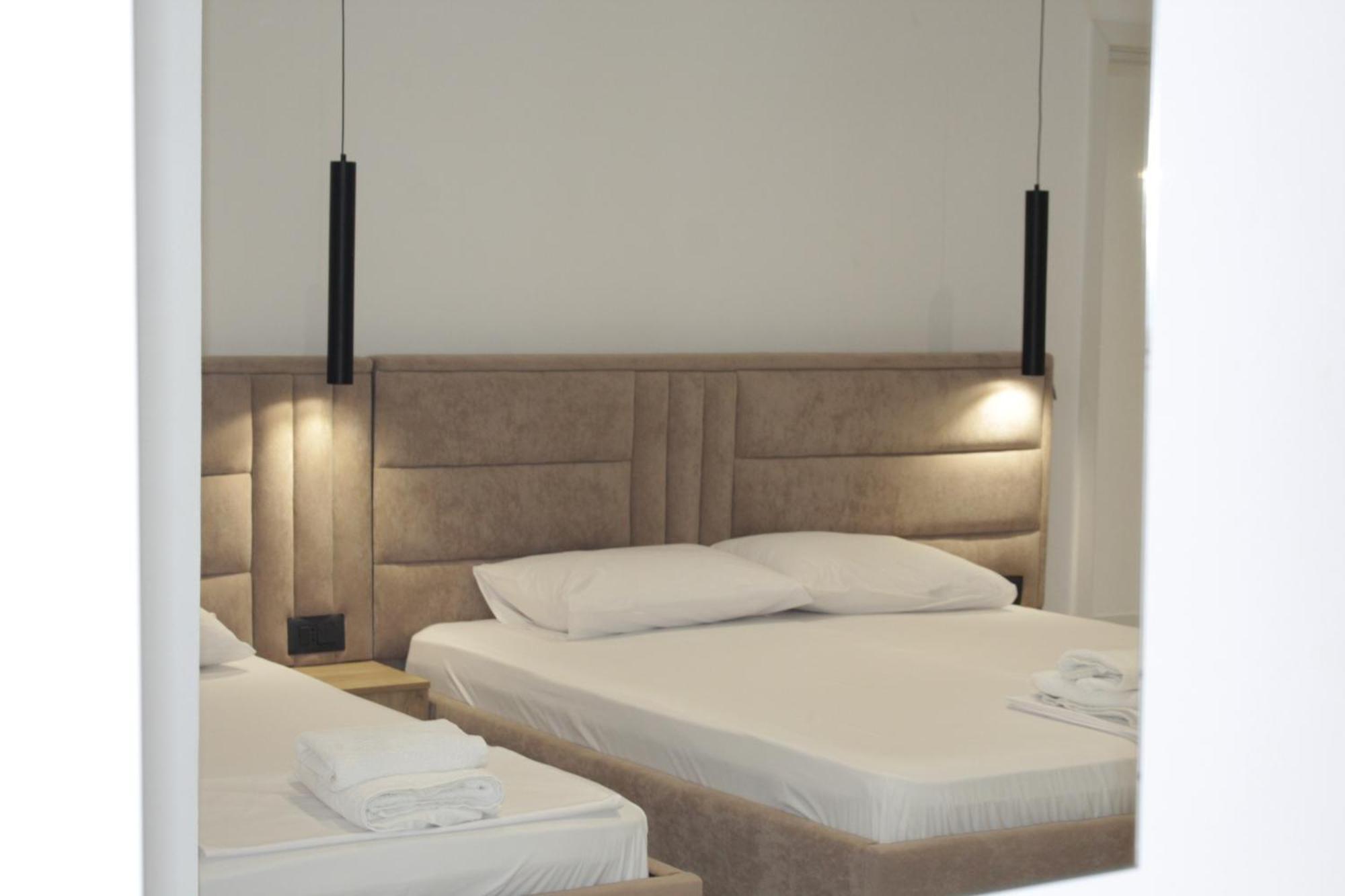 Vila Mia Sarandë エクステリア 写真
